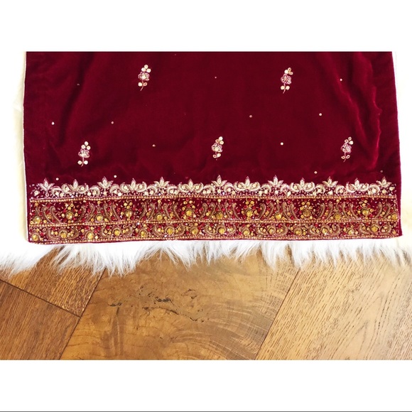 Pakistani Indian fancy Velvet Salwar kameez suit - Picture 6 of 8